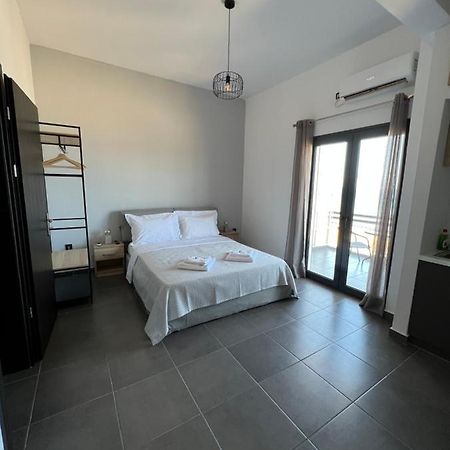 Apartament Lookis Sea View Near Airport Artemida  Zewnętrze zdjęcie