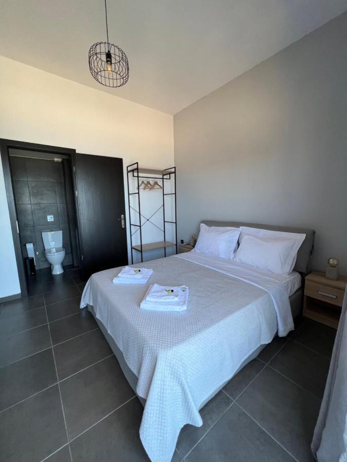 Apartament Lookis Sea View Near Airport Artemida  Zewnętrze zdjęcie