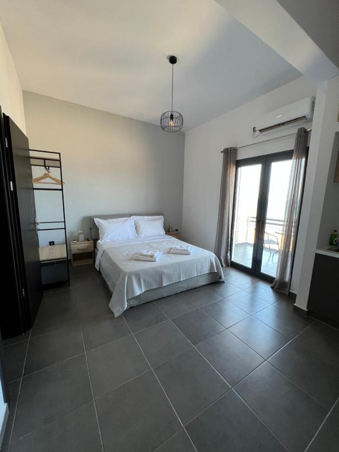 Apartament Lookis Sea View Near Airport Artemida  Zewnętrze zdjęcie